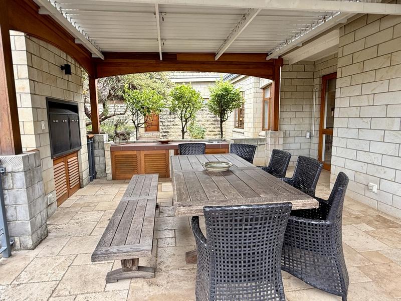 5 Bedroom Property for Sale in Clarens Free State